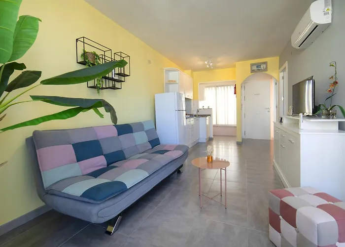 Hernando I By Interhome Calpe