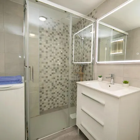 Hernando I By Interhome Calp